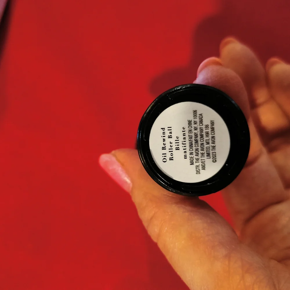 NIB Avon FMG Oil Rewind Roller Ball Cream
